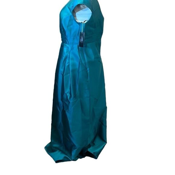 Alfred Sung Woman’s Dress Gown Wedding - Picture 4 of 12